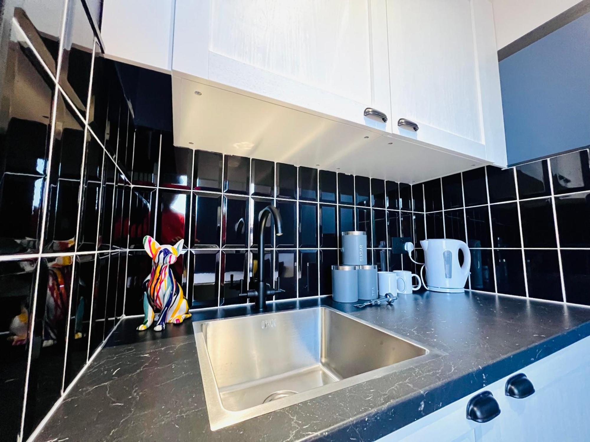 London 61 Central Studio, Ideal For Tourists High Recommend!!! エクステリア 写真